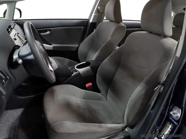 2013 Toyota Prius 3rd Gen - Image 11 of 21