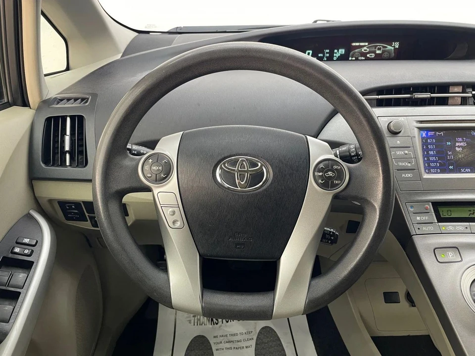 2013 Toyota Prius 3rd Gen - Image 18 of 21