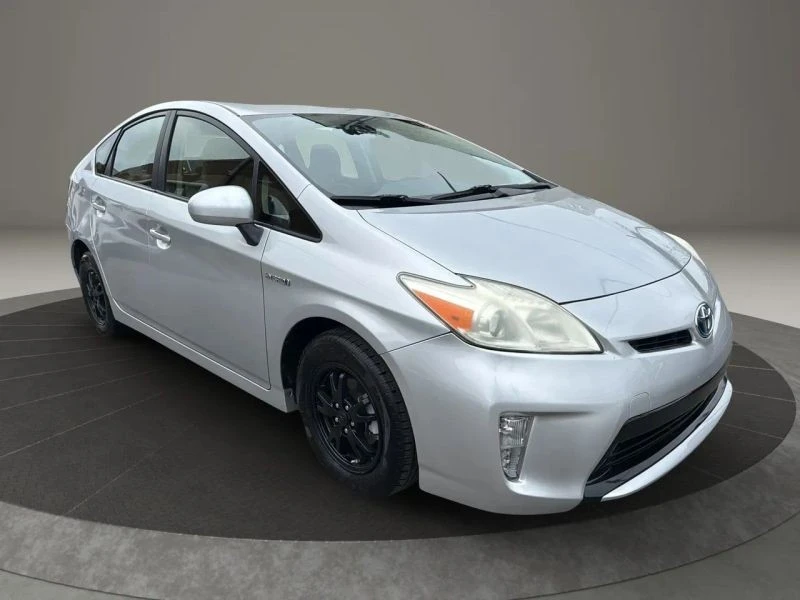 2013 Toyota Prius 3rd Gen - Image 3 of 12