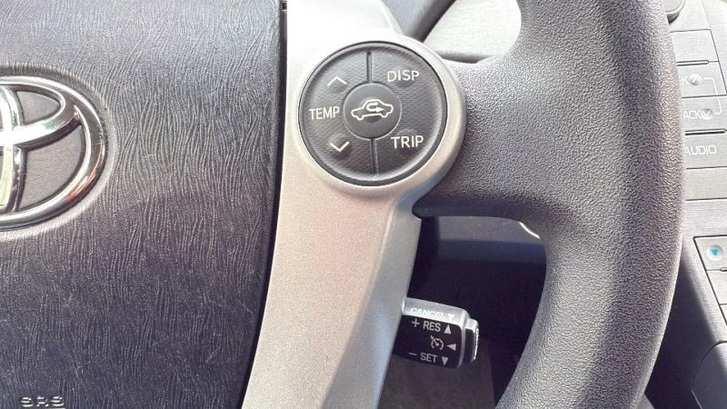 2013 Toyota Prius 3rd Gen - Image 11 of 12