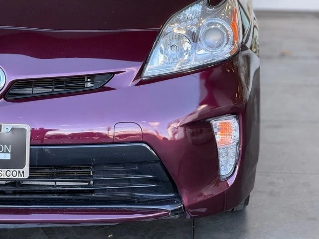 2013 Toyota Prius 3rd Gen - Image 5 of 12