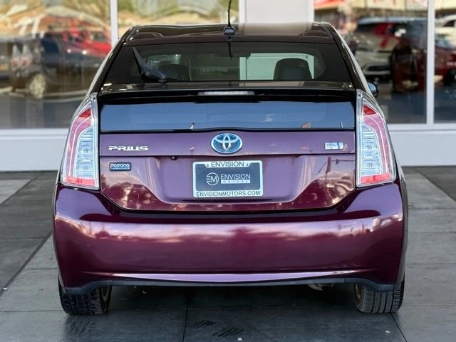 2013 Toyota Prius 3rd Gen - Image 11 of 12