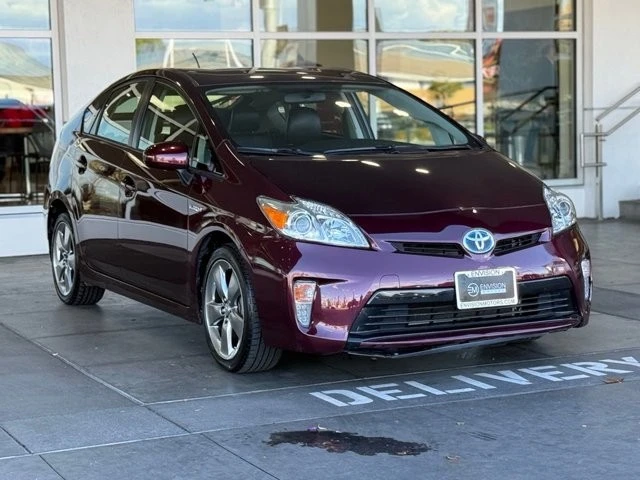 2013 Toyota Prius 3rd Gen - Image 6 of 12