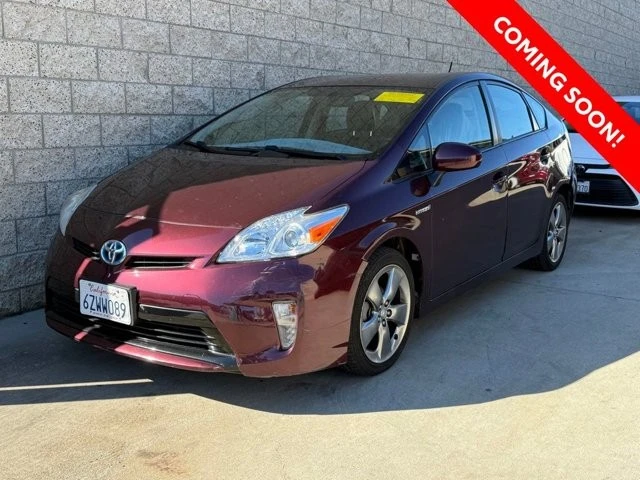 2013 Toyota Prius 3rd Gen - Image 3 of 9