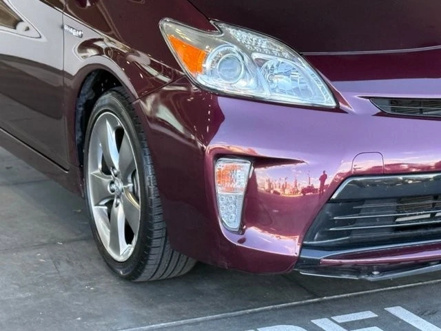 2013 Toyota Prius 3rd Gen - Image 8 of 12