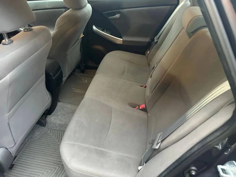 2013 Toyota Prius 3rd Gen - Image 11 of 12
