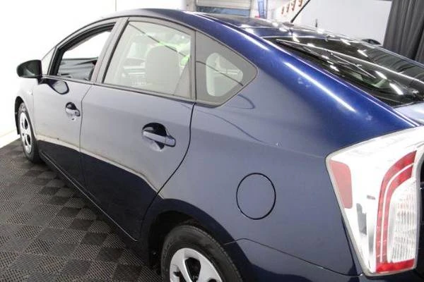 2013 Toyota Prius 3rd Gen - Image 10 of 21