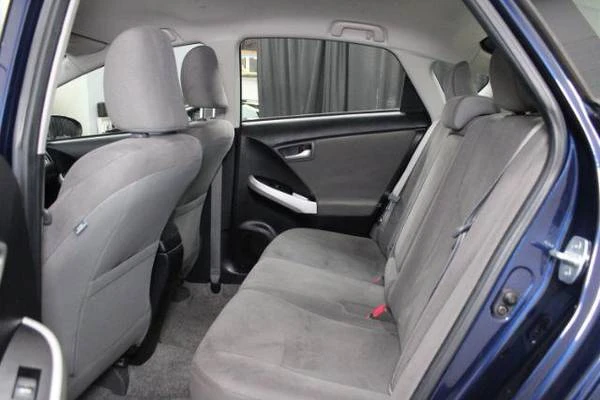 2013 Toyota Prius 3rd Gen - Image 19 of 21