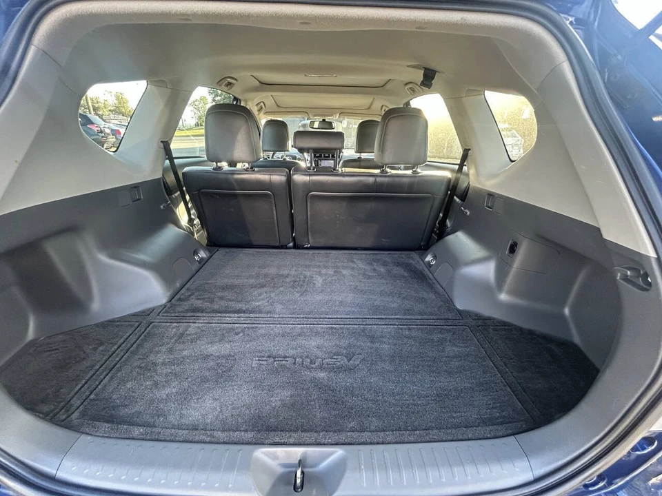 2013 Toyota Prius 3rd Gen - Image 21 of 21