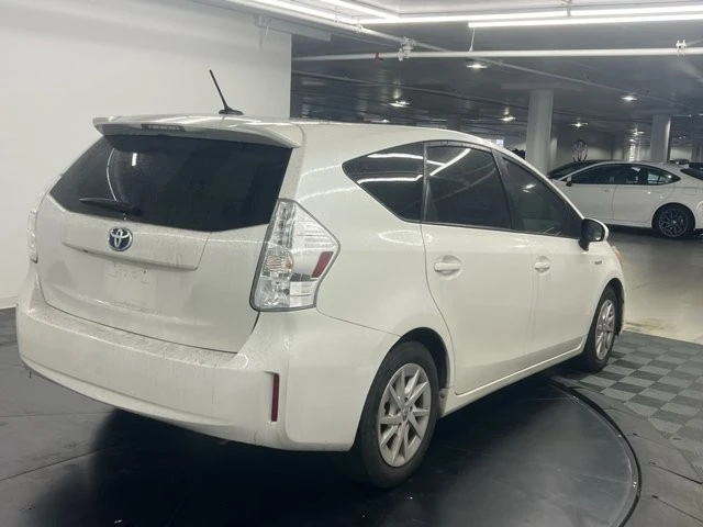 2013 Toyota Prius 3rd Gen - Image 6 of 12