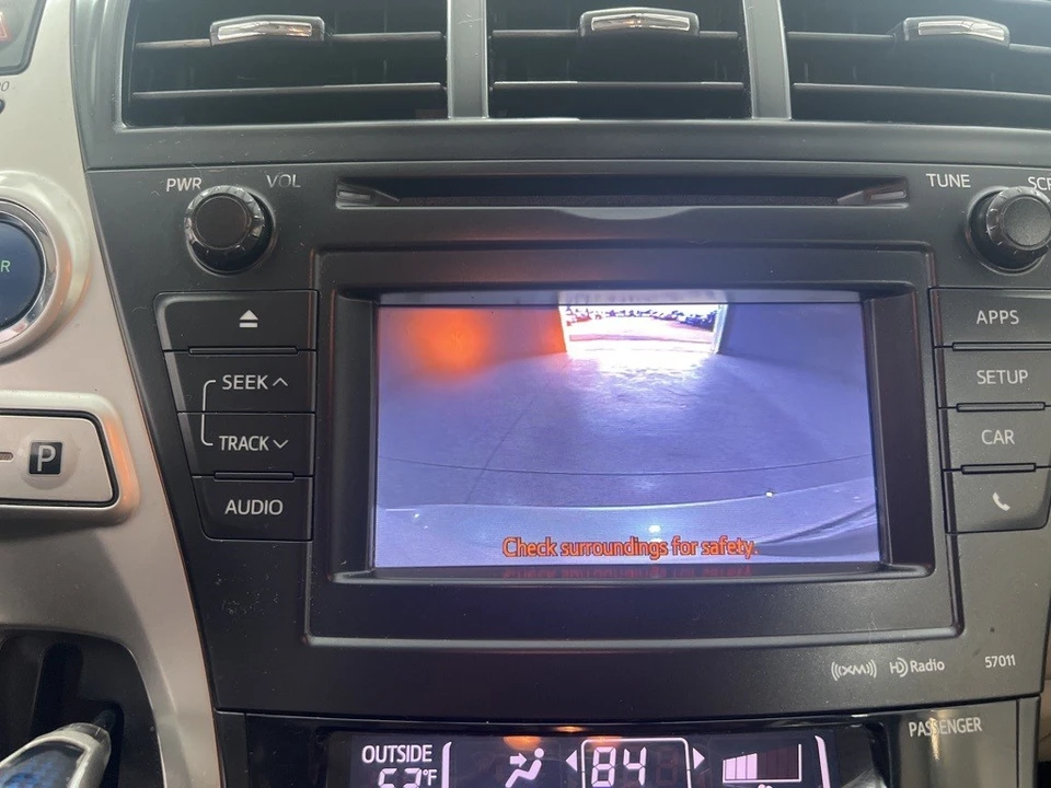 2013 Toyota Prius 3rd Gen - Image 13 of 21