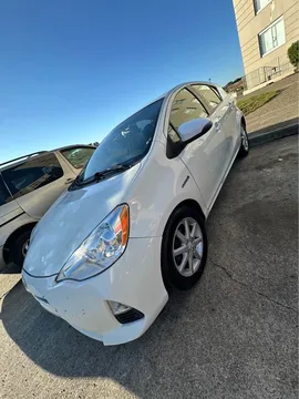 2013 Toyota Prius c