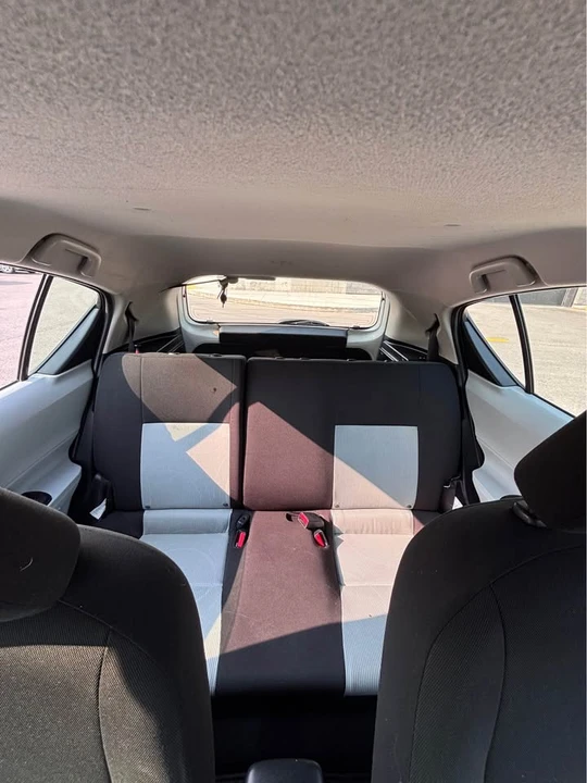 2013 Toyota Prius - Image 11 of 13