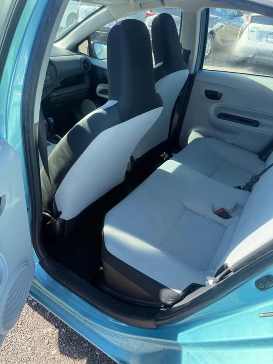 2013 Toyota Prius - Image 12 of 13