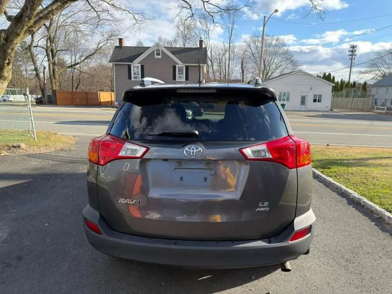 2013 Toyota RAV4 4th Gen - Image 5 of 12