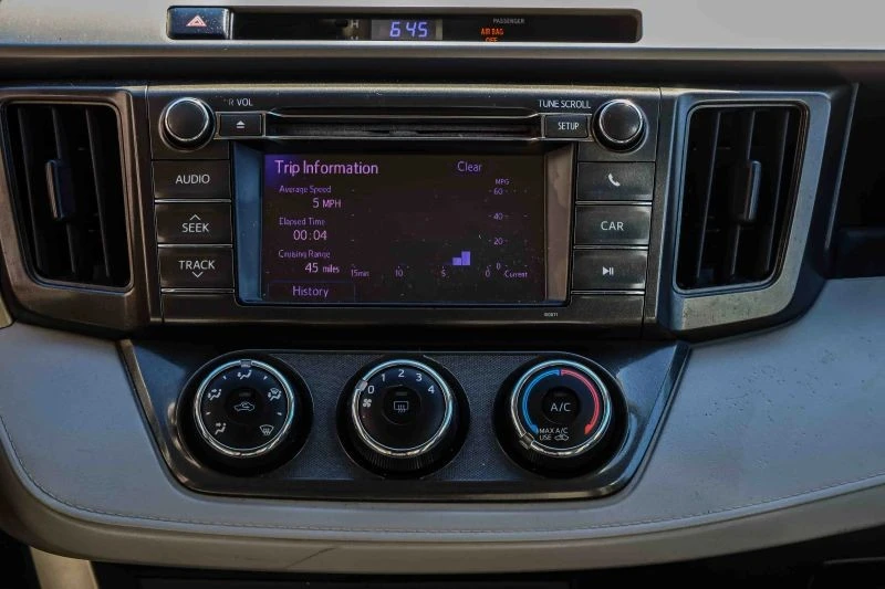 2013 Toyota RAV4 4th Gen - Image 11 of 12