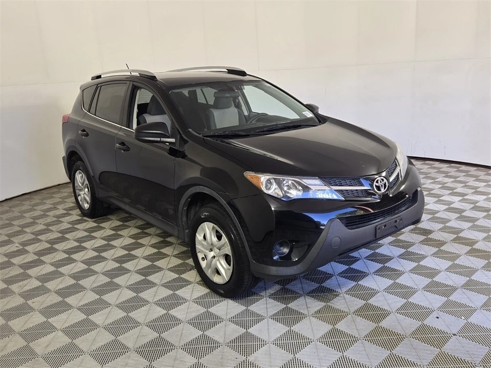 2013 Toyota RAV4 4th Gen - Image 2 of 12