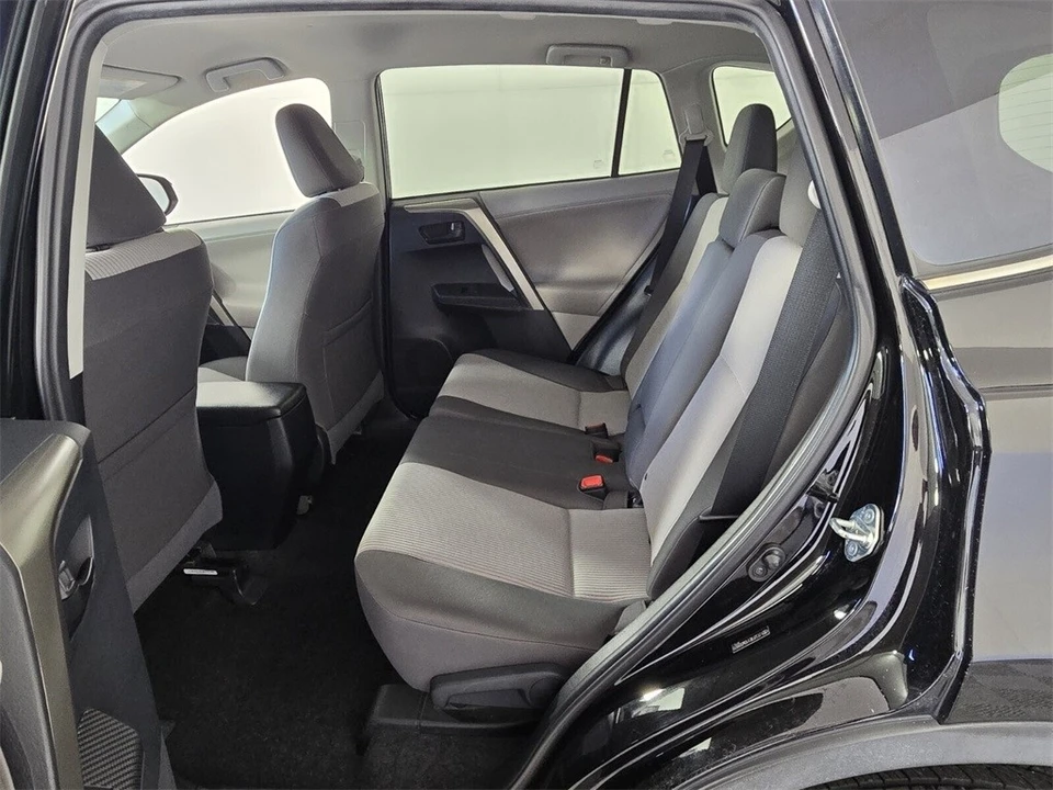 2013 Toyota RAV4 4th Gen - Image 8 of 12