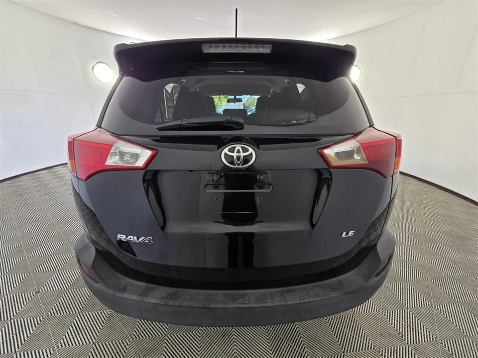 2013 Toyota RAV4 4th Gen - Image 11 of 12
