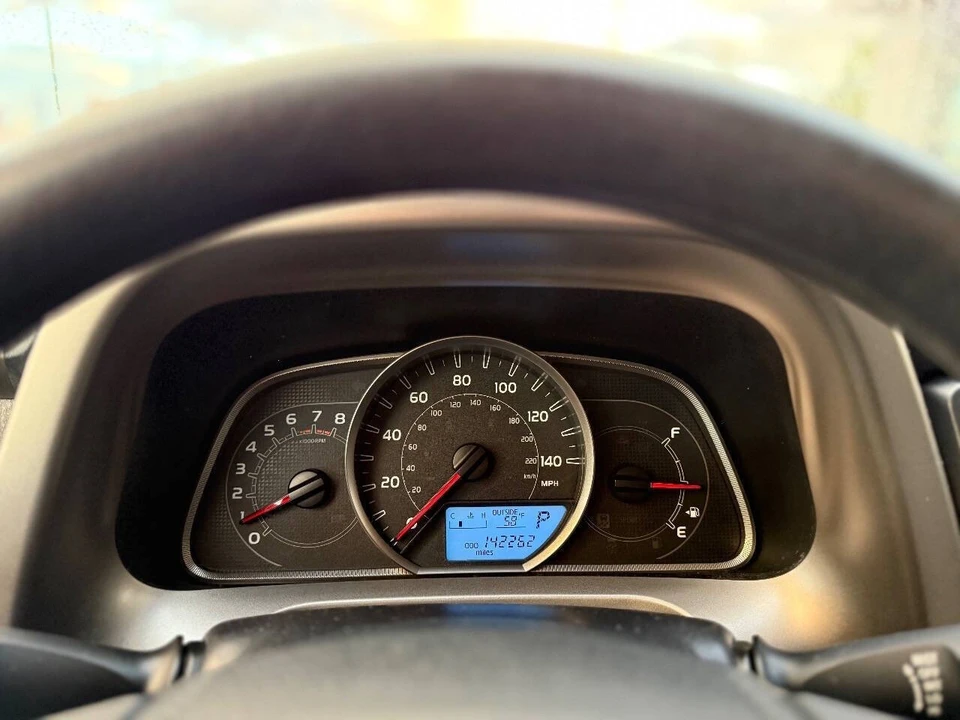 2013 Toyota RAV4 4th Gen - Image 16 of 20