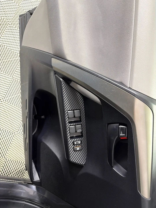 2013 Toyota RAV4 4th Gen - Image 11 of 12