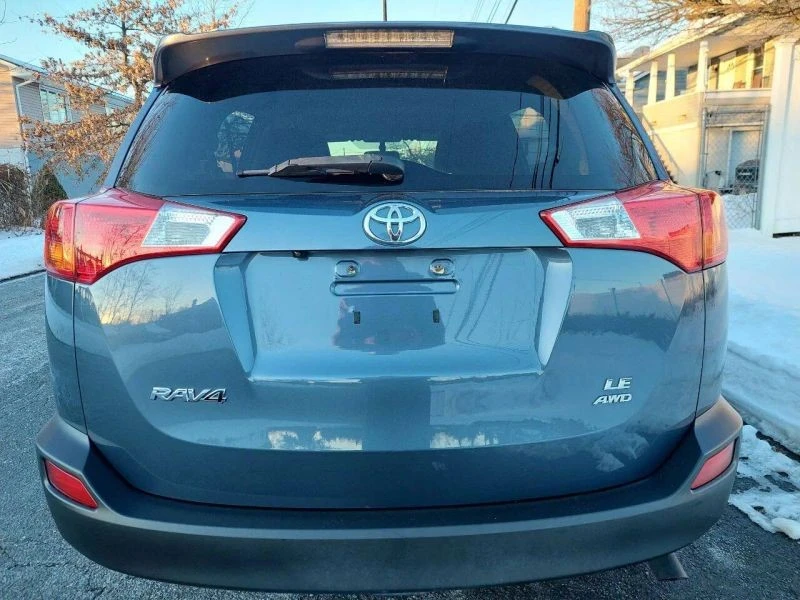 2013 Toyota RAV4 4th Gen - Image 11 of 12