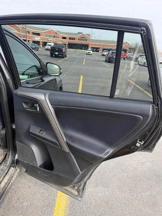 2013 Toyota RAV4 4th Gen - Image 7 of 16