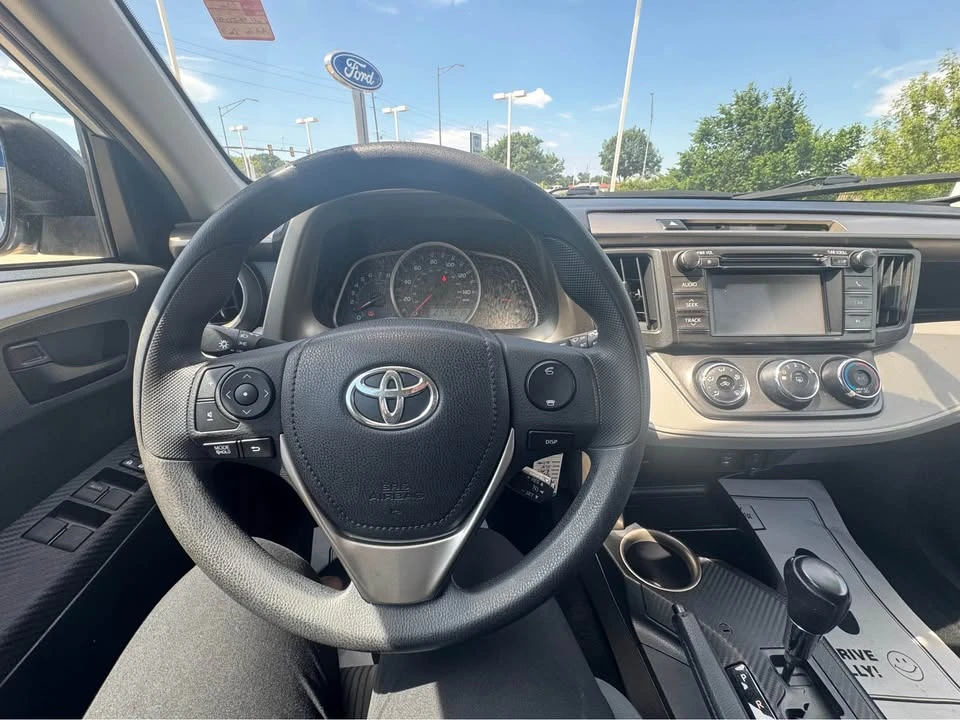 2013 Toyota RAV4 4th Gen - Image 7 of 13