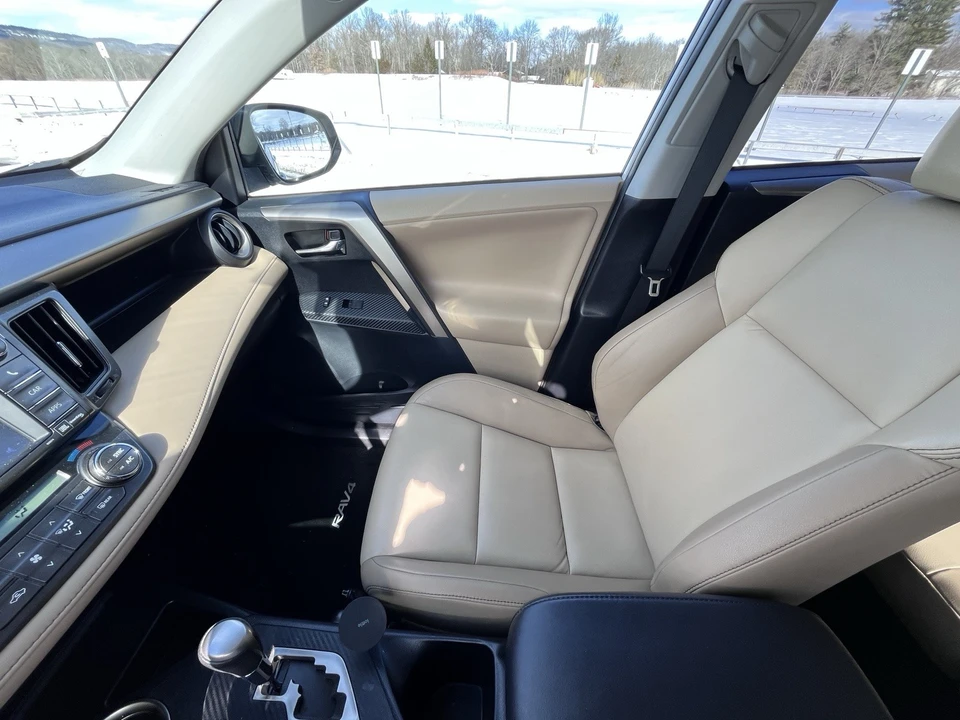 2013 Toyota RAV4 4th Gen - Image 12 of 18