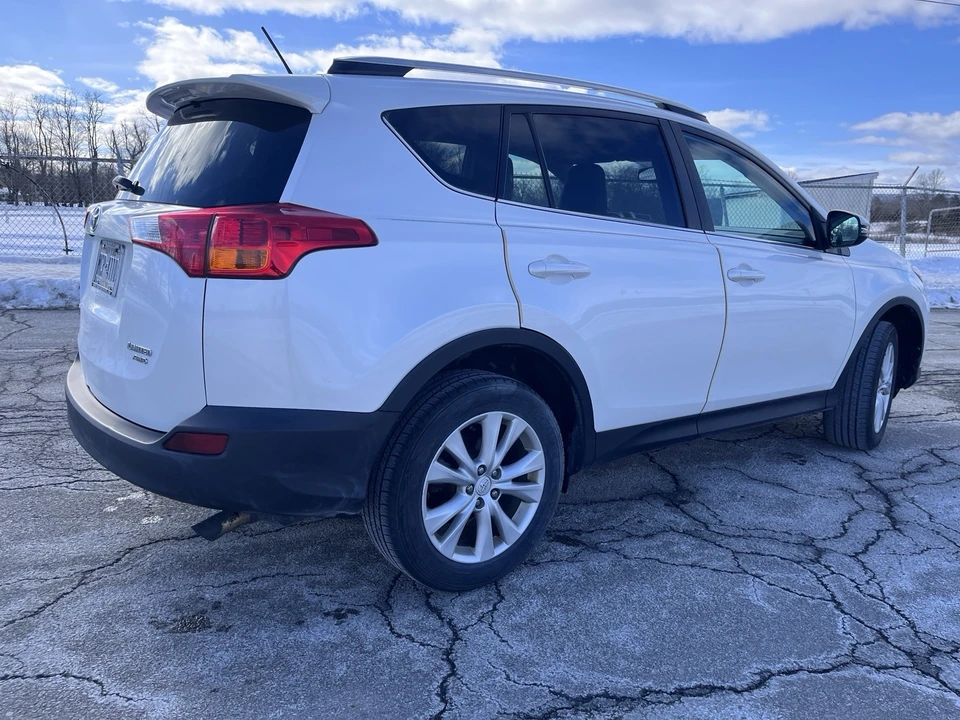 2013 Toyota RAV4 4th Gen - Image 6 of 18