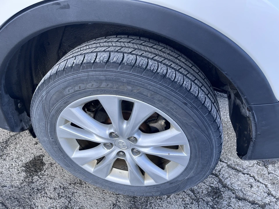 2013 Toyota RAV4 4th Gen - Image 9 of 18