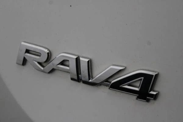 2013 Toyota RAV4 4th Gen - Image 7 of 21