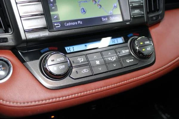 2013 Toyota RAV4 4th Gen - Image 18 of 21