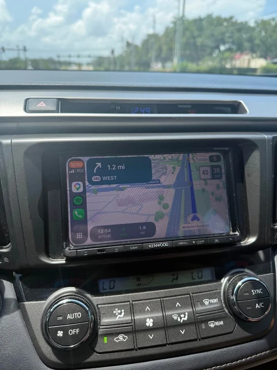 2013 Toyota RAV4 4th Gen - Image 6 of 18