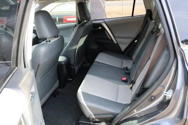 2013 Toyota RAV4 4th Gen - Image 10 of 17