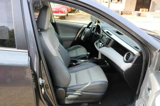 2013 Toyota RAV4 4th Gen - Image 9 of 12