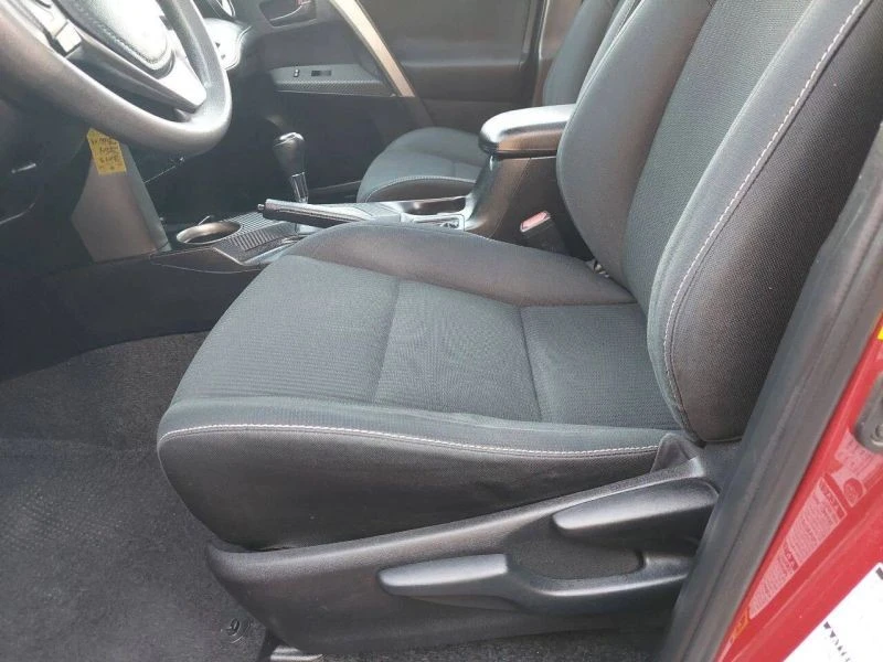 2013 Toyota RAV4 4th Gen - Image 7 of 12