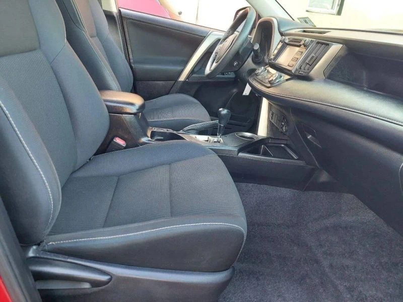 2013 Toyota RAV4 4th Gen - Image 10 of 12