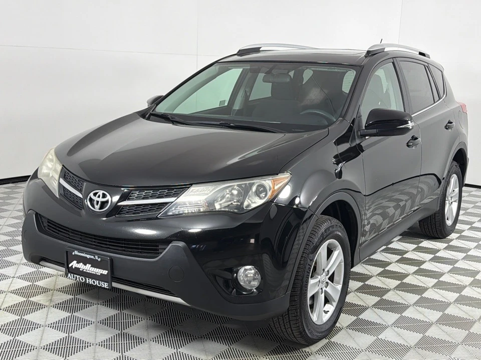 2013 Toyota RAV4 4th Gen - Image 10 of 12