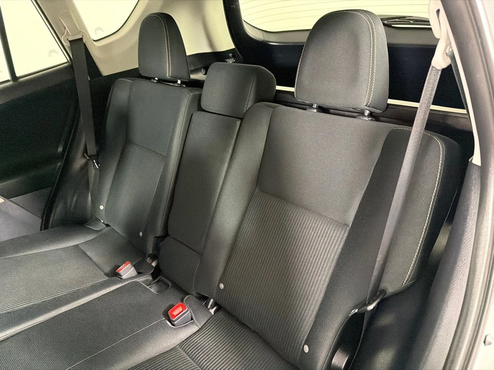 2013 Toyota RAV4 4th Gen - Image 19 of 21