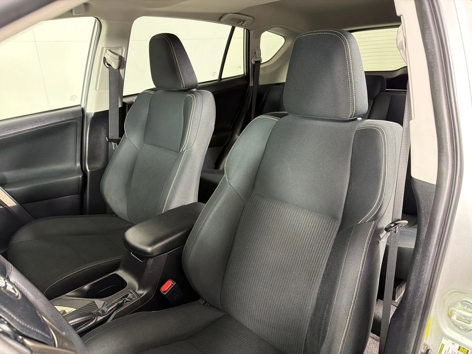 2013 Toyota RAV4 4th Gen - Image 12 of 21