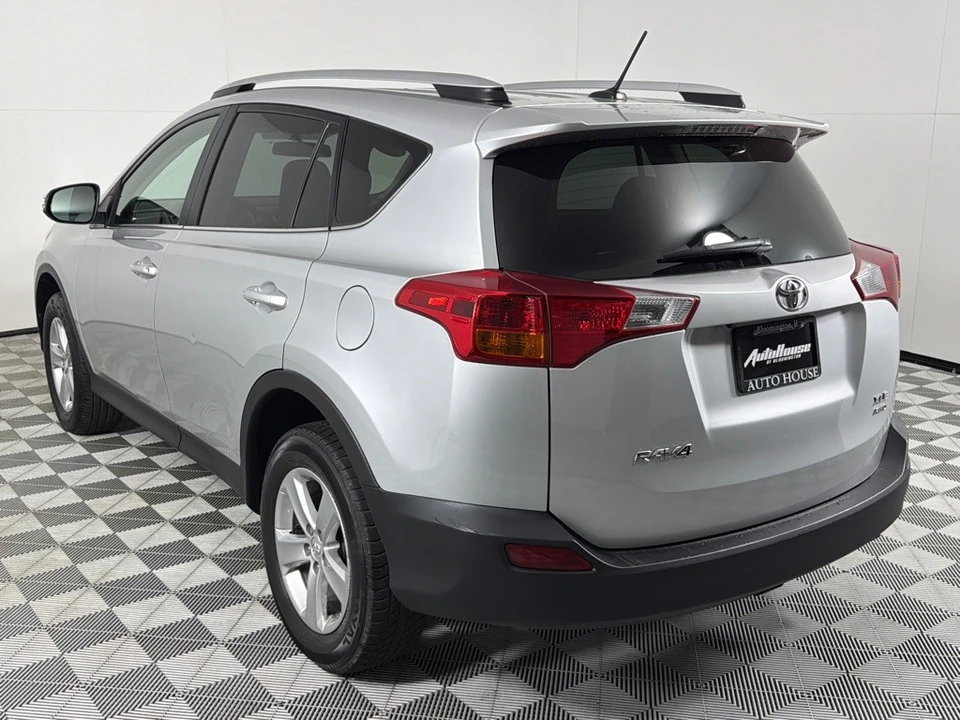 2013 Toyota RAV4 4th Gen - Image 7 of 21