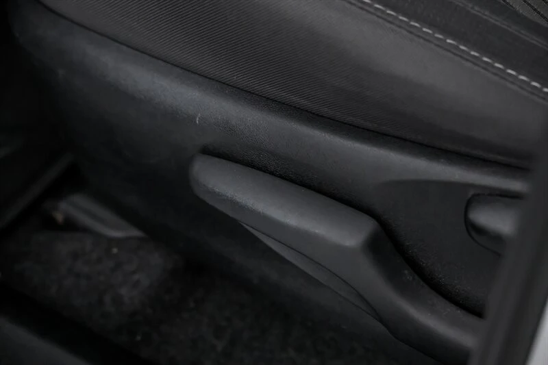 2013 Toyota RAV4 4th Gen - Image 21 of 21
