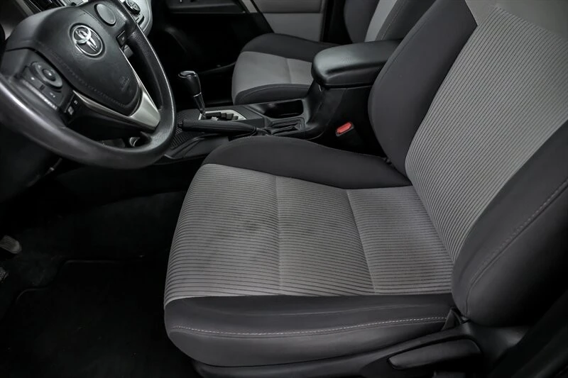 2013 Toyota RAV4 4th Gen - Image 16 of 21