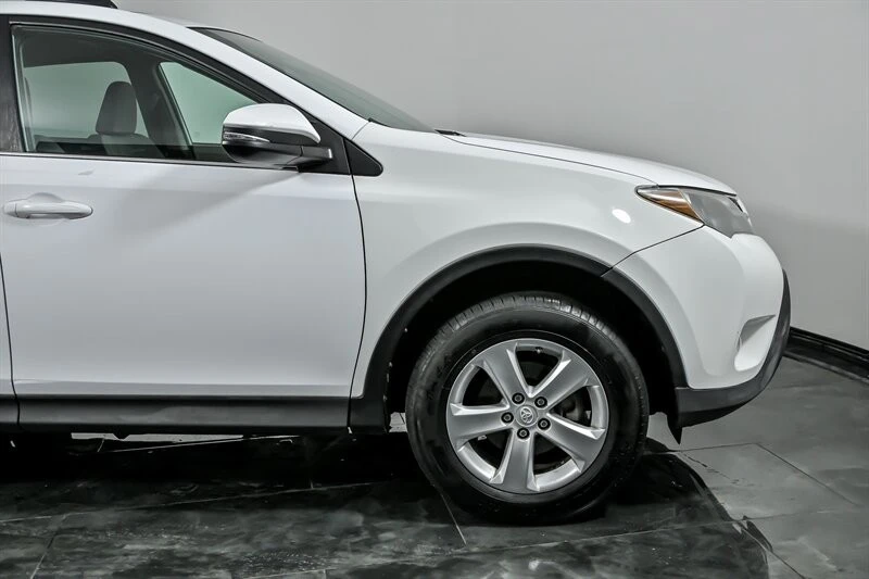 2013 Toyota RAV4 4th Gen - Image 12 of 21