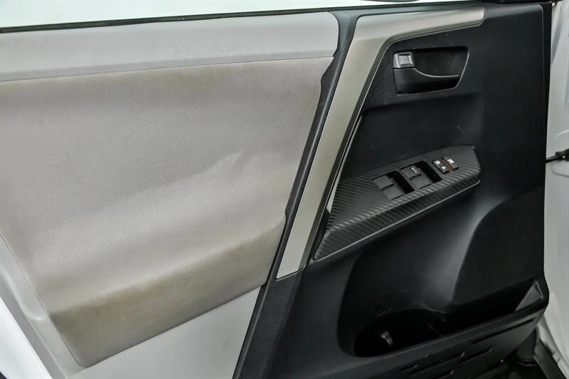 2013 Toyota RAV4 4th Gen - Image 14 of 21