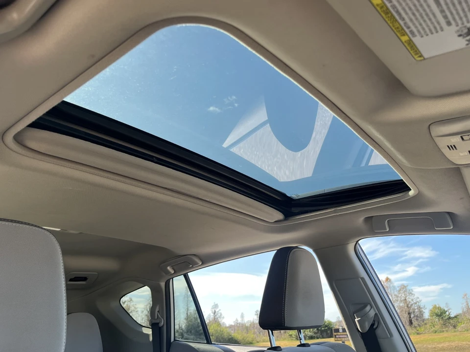 2013 Toyota RAV4 4th Gen - Image 14 of 21