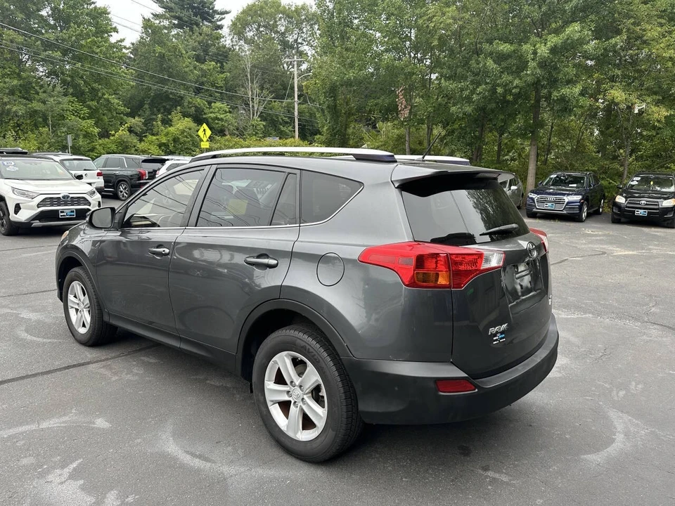 2013 Toyota RAV4 4th Gen - Image 5 of 21