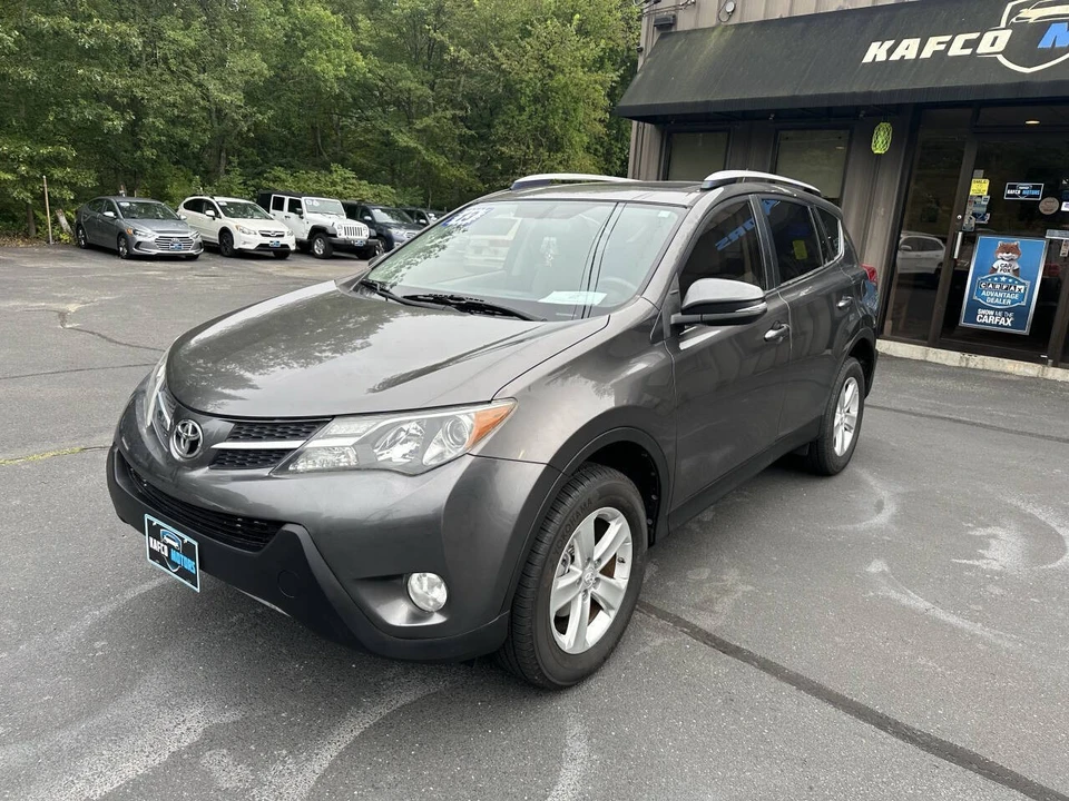 2013 Toyota RAV4 4th Gen - Image 3 of 21