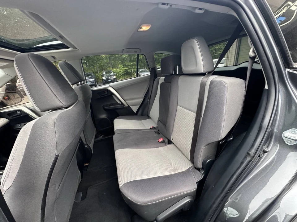 2013 Toyota RAV4 4th Gen - Image 15 of 21